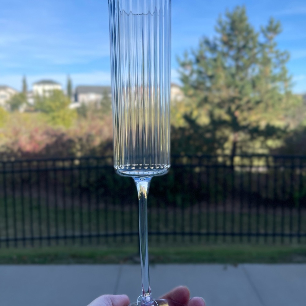 Elegant Clear Plastic Champagne Flute 35 pieces(Charm not included)